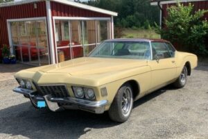 Buick Riviera –71