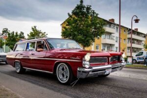 Pontiac Catalina safari –63