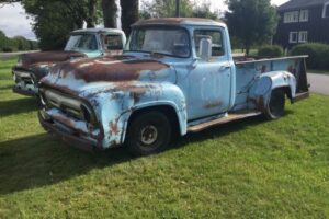 Ford F100 –56