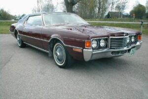 Ford Thunderbird  –72