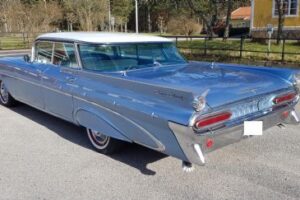 Pontiac Star cheif –59
