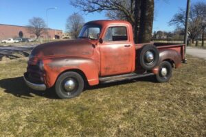 Chevrolet 3100 pick up –54