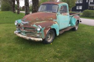 Chevrolet 3100 –54