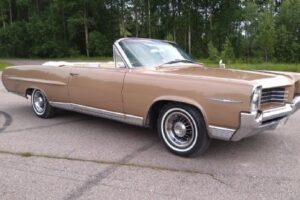 Pontiac Bonneville conv –64