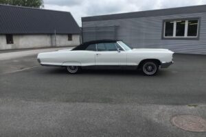 Pontiac Bonneville cab –66