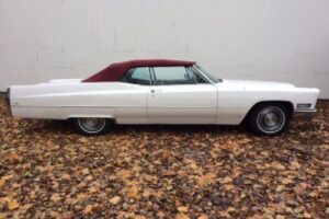 Cadillac Deville –68