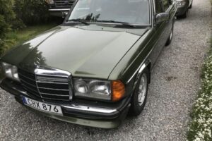 Mercedes Benz 230 e –82