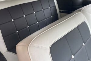 Lincoln Continental cab –60