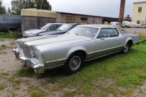 Lincoln Mark 4 –75