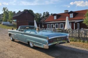 Lincoln Cab –60