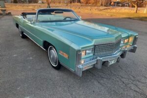 Cadillac Eldorado convertible –75