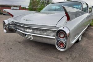 Cadillac Sedan de ville  –60