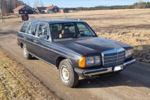 Mercedes Benz 300 tdt –84