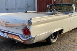 Ford Galaxiesunliner –59
