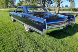 Buick Electra 225 coupe –65