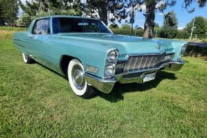 Cadillac Calais coupe –68