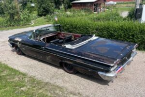 Pontiac Bonneville cab  –60