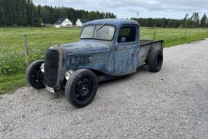 Ford Hotrod pickup –37