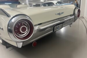 Ford Thunderbird –63