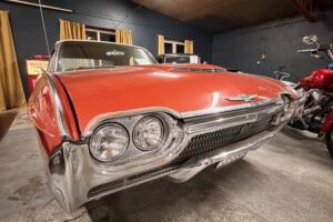 Ford Thunderbird Convertible –63