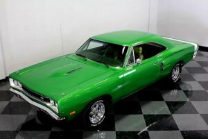 Köpes: 1969 Dodge Coronet R/T eller Super Bee