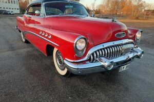 Buick Roadmaster Coupe –53