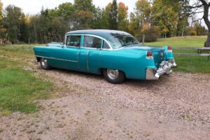 Cadillac 4dr Sedan De Ville –54