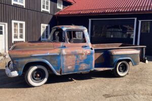 Chevrolet Apache 3200 Stepside Pickup –58