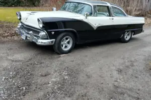 Ford Crownvictoria –55