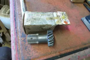 GM Muncie 4vxl 63-67 reverse -idler drev