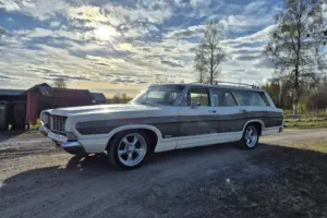 Ford Country Squire –68