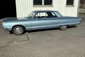 Chrysler Newport –66