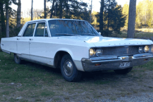 Chrysler Newport –68