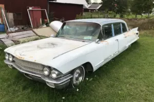 Cadillac Limo –62