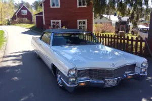 Cadillac Cab –65