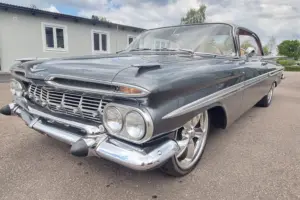 Chevrolet Impala Coupe –59