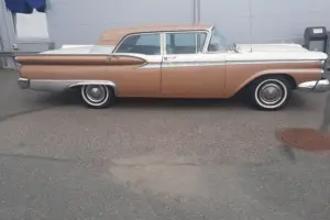 Köpes: Typ Ford , Mopar