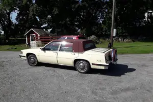 Cadillac DeVille –85