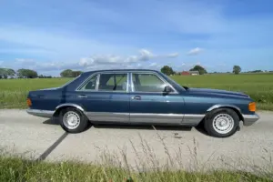 Mercedes-Benz W126 Mercedes 500SEL –82