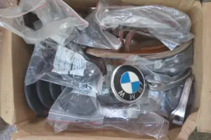BMW 2002 , 1969 hel låda redervdelar
